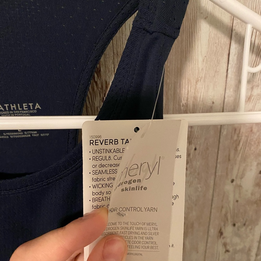 Athleta Reverb Muscle Tank - Picture 3 of 5